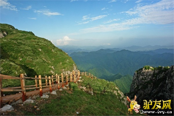 紫柏山景区1.jpg